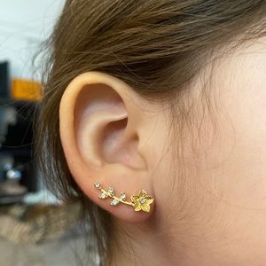 Flower earrings 🌸